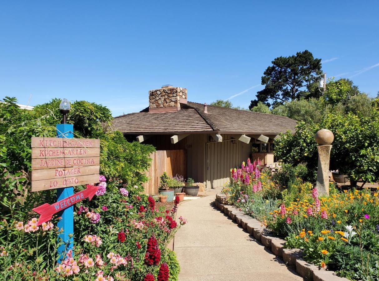 Carmel Valley Lodge Exterior photo