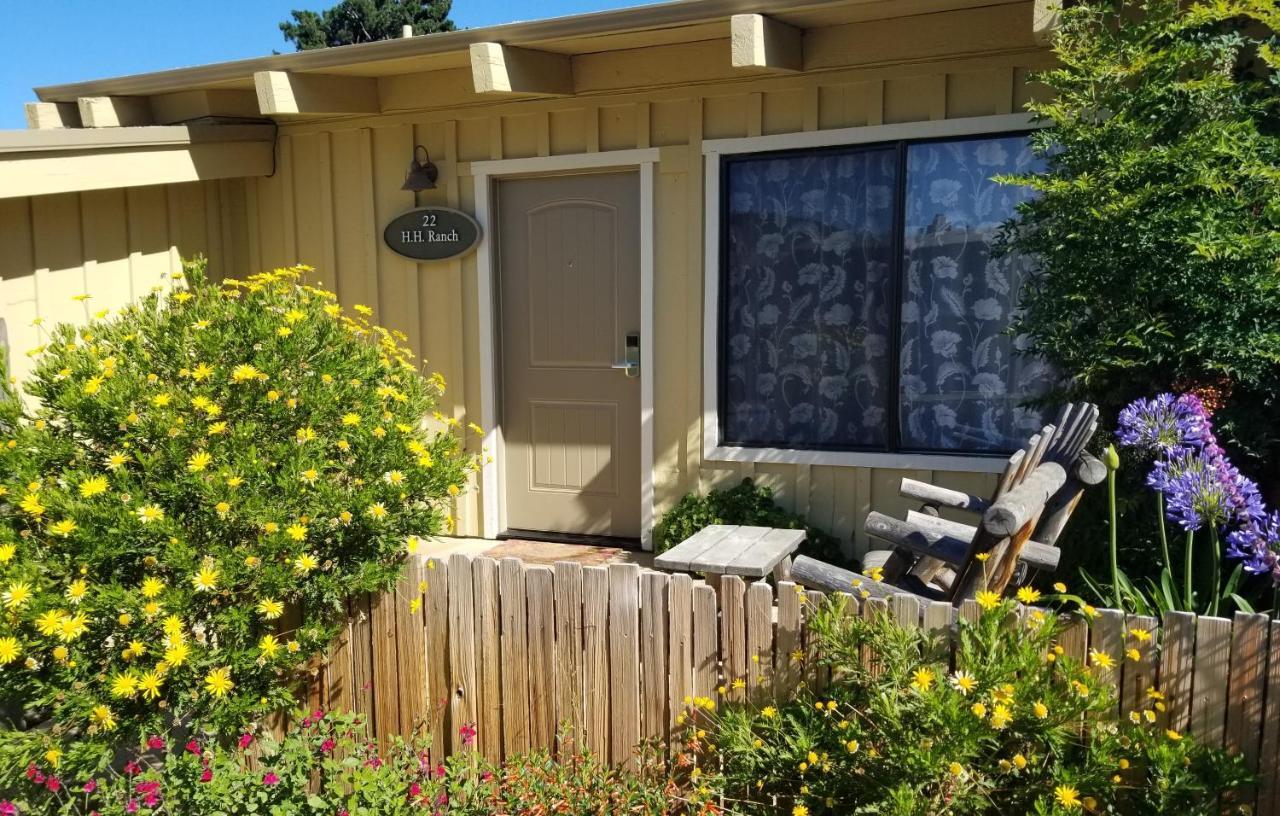 Carmel Valley Lodge Exterior photo