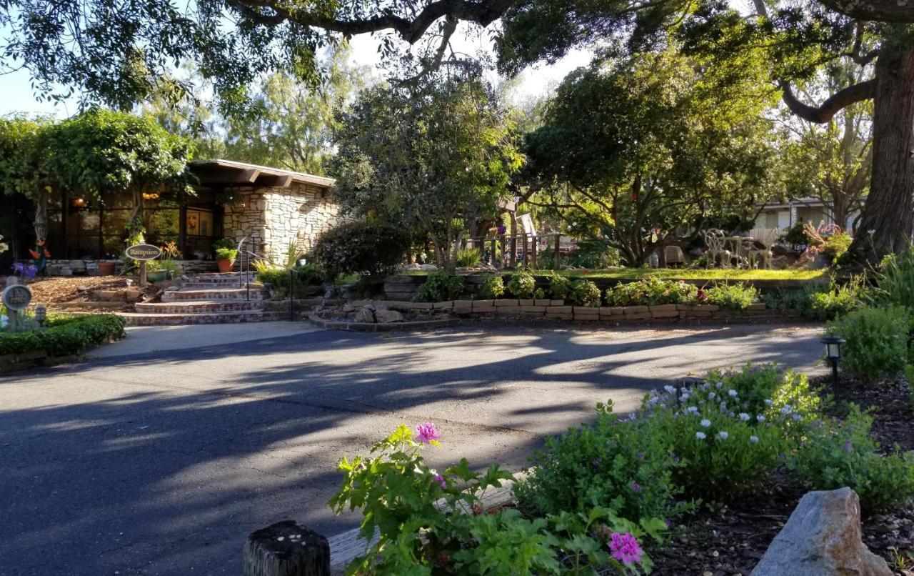 Carmel Valley Lodge Exterior photo